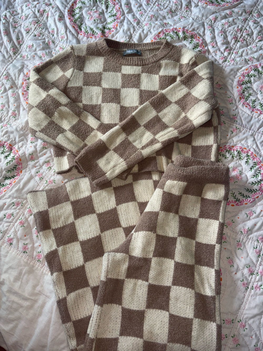 Cozy Checkered Knit Top in Cream & Brown